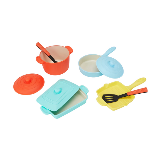 Assorted Plastic Cookware